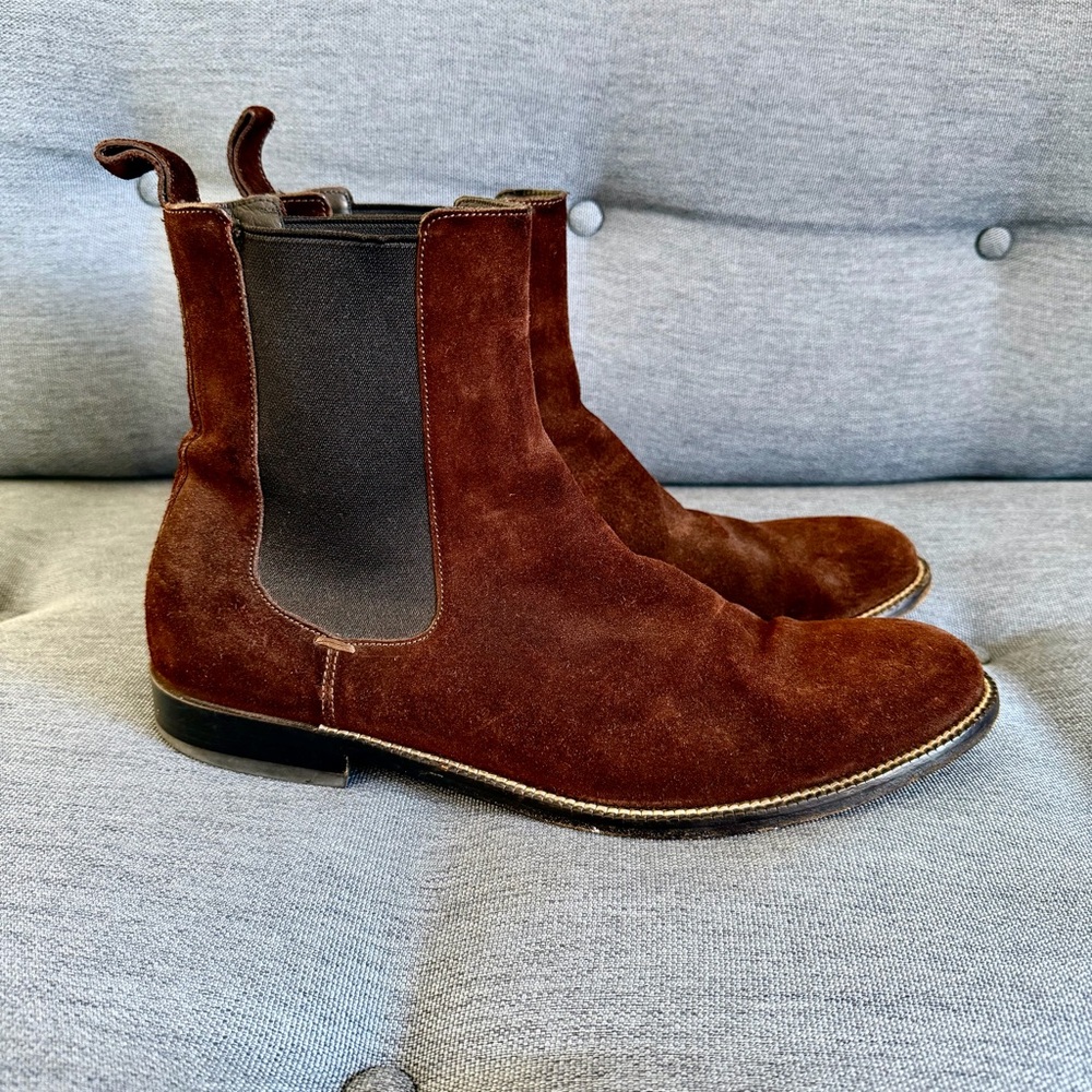 Gucci Leon Men's Brown Suede Chelsea Boots - Picture 2 of 9